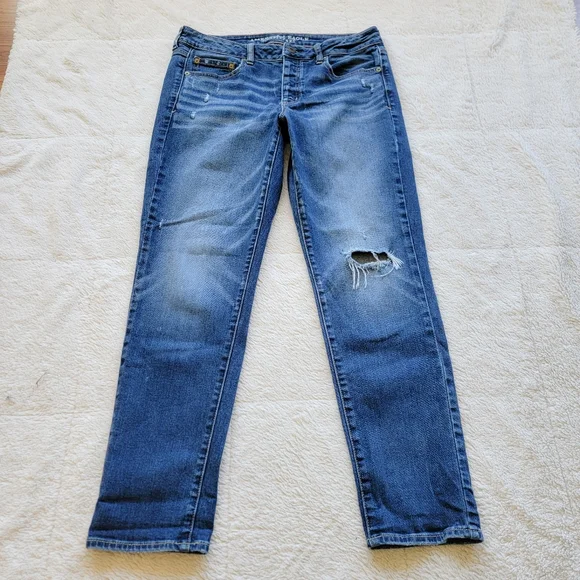 American Eagle Relaxed Fit Straight Leg Boy Jeans - Picture 2 of 5